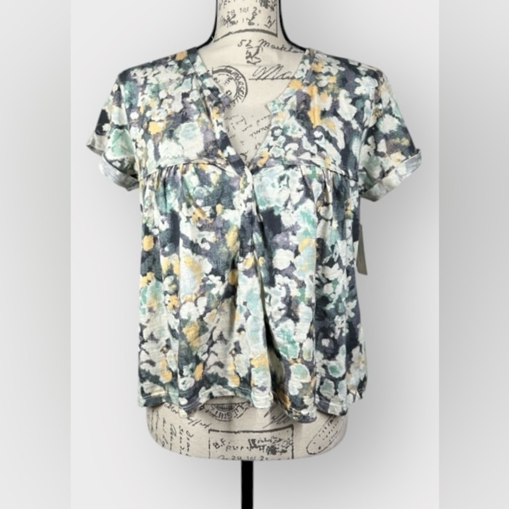 Pilcro, Babydoll Henley Tee, Size  XS - Picture 2 of 14